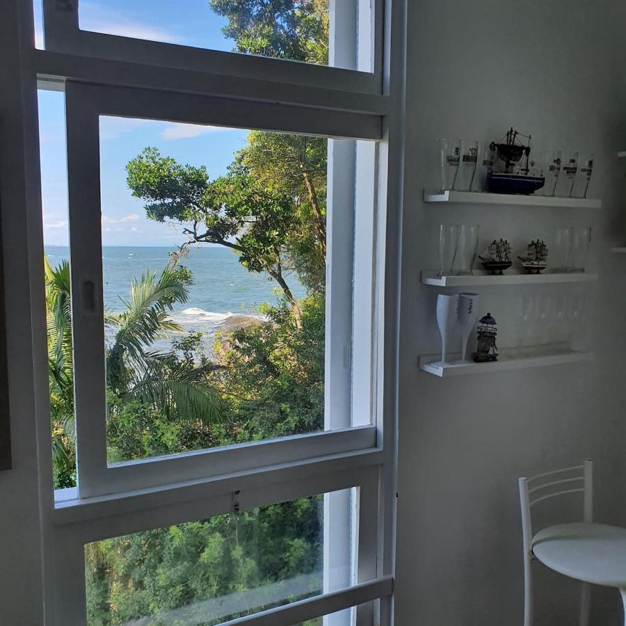 Praia De Caioba De Frente Para O Mar Matinhos Pr Appartement Buitenkant foto